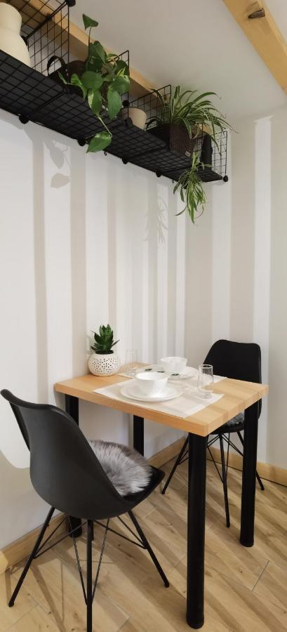 זרנג'נין Zona Apartments 1 מראה חיצוני תמונה